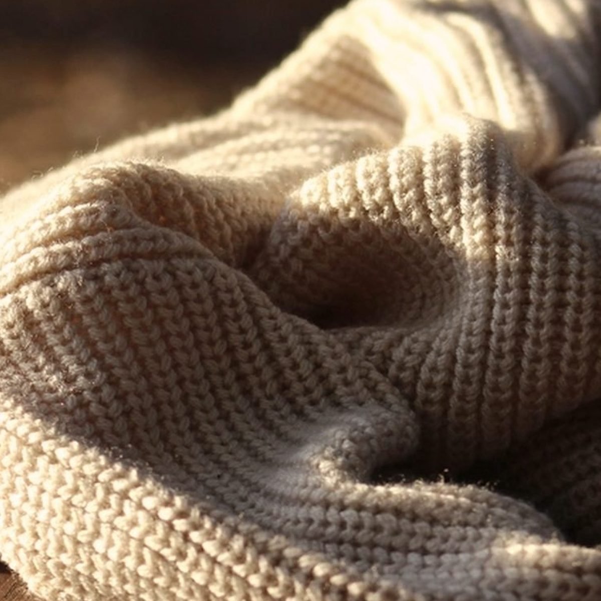 Chunky Knit Throw, another view